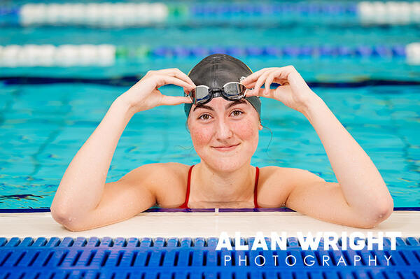 Katie McNish, Club Captain at Atlantis (©AAH/AW) Katie McNish, Club Captain at Atlantis (©AAH/AW)