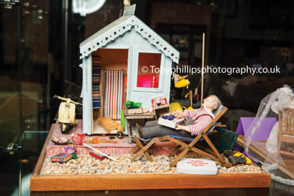 Horsham Dolls House Club