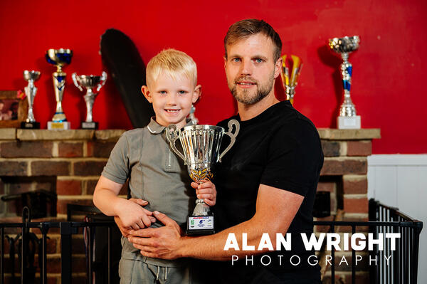 Freddie Dye with dad James  (©AAH/Alan Wright) Freddie Dye with dad James  (©AAH/Alan Wright)
