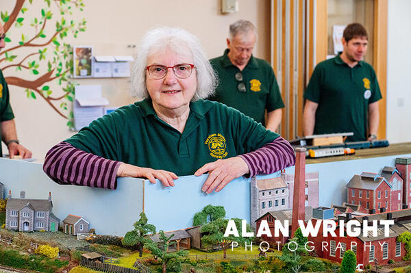 Gail Tomsett takes a scenic view (©AAH/AW) Gail Tomsett takes a scenic view (©AAH/AW)