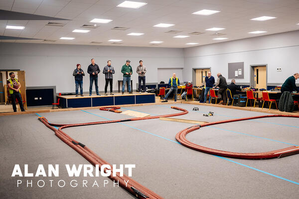 The track layout is regularly altered (©AAH/AW) The track layout is regularly altered (©AAH/AW)
