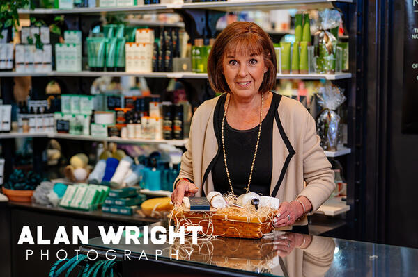 SUZY WYNER, THE NATURAL BODY COMPANY (©AAH/AWP) SUZY WYNER, THE NATURAL BODY COMPANY (©AAH/AWP)