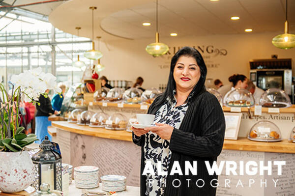 Mojgan Schepers, Manager of Kipling’s pâtisserie (©AAH/Alan Wright) Mojgan Schepers, Manager of Kipling’s pâtisserie (©AAH/Alan Wright)