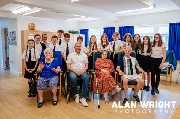 Forest School pupils with members of Phoenix Stroke Club (©AAH/Alan Wright)