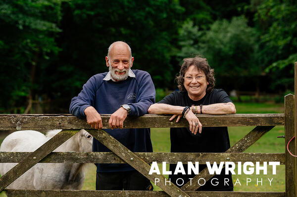 Ross and Jane Burrows at Rangers Lodge Wildlife Hospital (© AAH/Alan Wright) Ross and Jane Burrows at Rangers Lodge Wildlife Hospital (© AAH/Alan Wright)