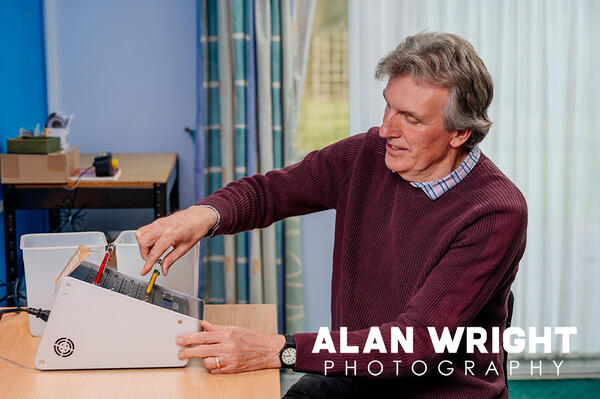 DAVID GUPPY ON THE COPYING TEAM©AAH/ALAN WRIGHT) DAVID GUPPY ON THE COPYING TEAM©AAH/ALAN WRIGHT)