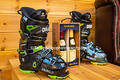 Skiers Lounge offers ski servicing and boot fitting (©Toby Phillips Photography/AAH)