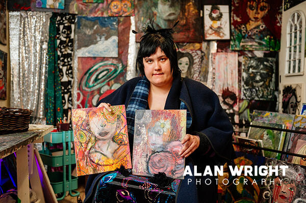 Sofia Tuominen in her studio (©AAH/Alan Wright) Sofia Tuominen in her studio (©AAH/Alan Wright)
