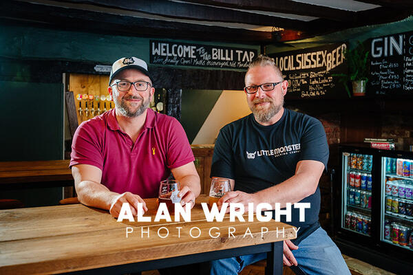 Brook and Martin at The Billi Tap (©AAH/Alan Wright)
