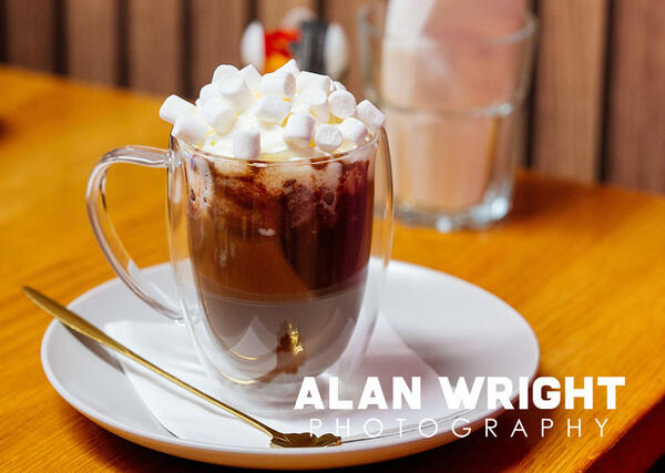 Hot chocolate, made with Belgian chocs (©AAH/AW)