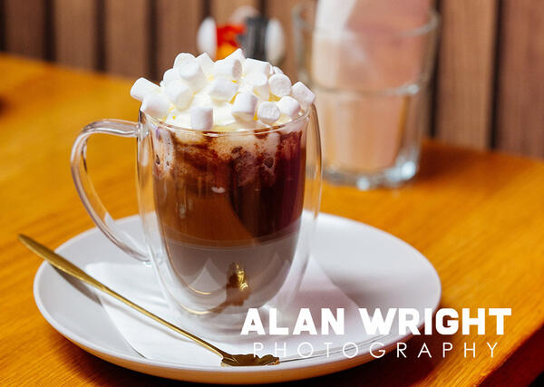 Hot chocolate, made with Belgian chocs (©AAH/AW) Hot chocolate, made with Belgian chocs (©AAH/AW)