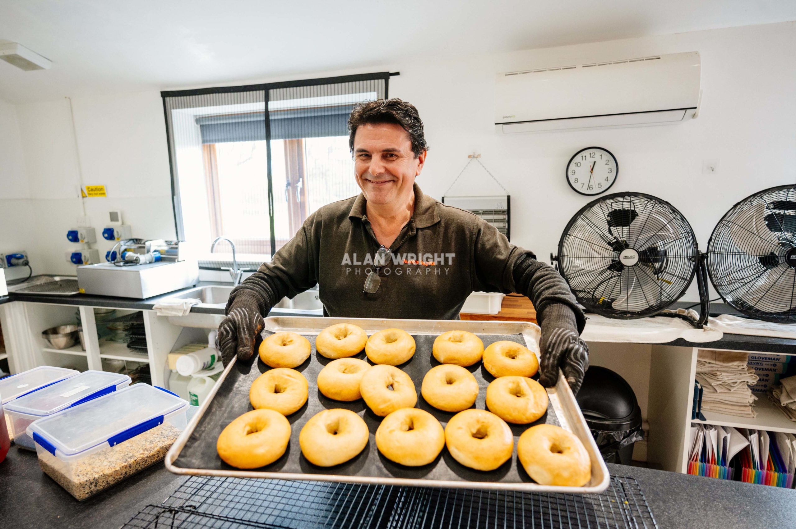 TINO’S MAGIC AT JACOB’S BAGELS (2025)